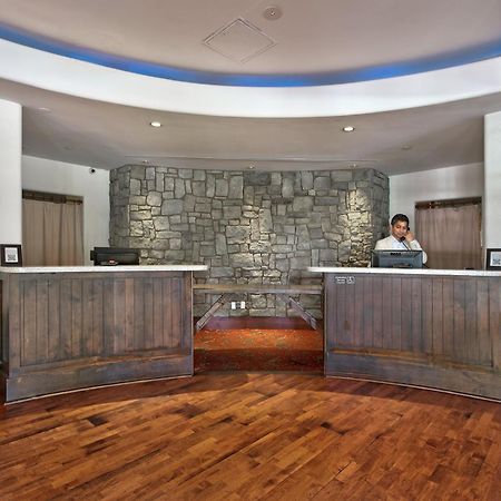 Hotel Лос Гатос Екстериор снимка