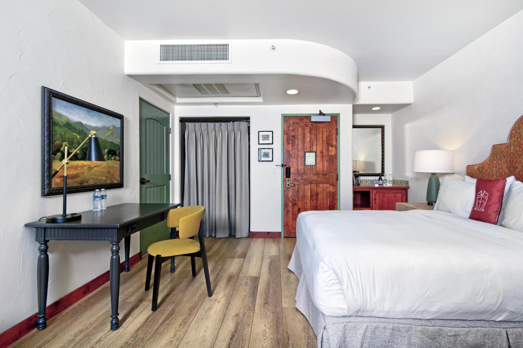 Hotel Лос Гатос Екстериор снимка
